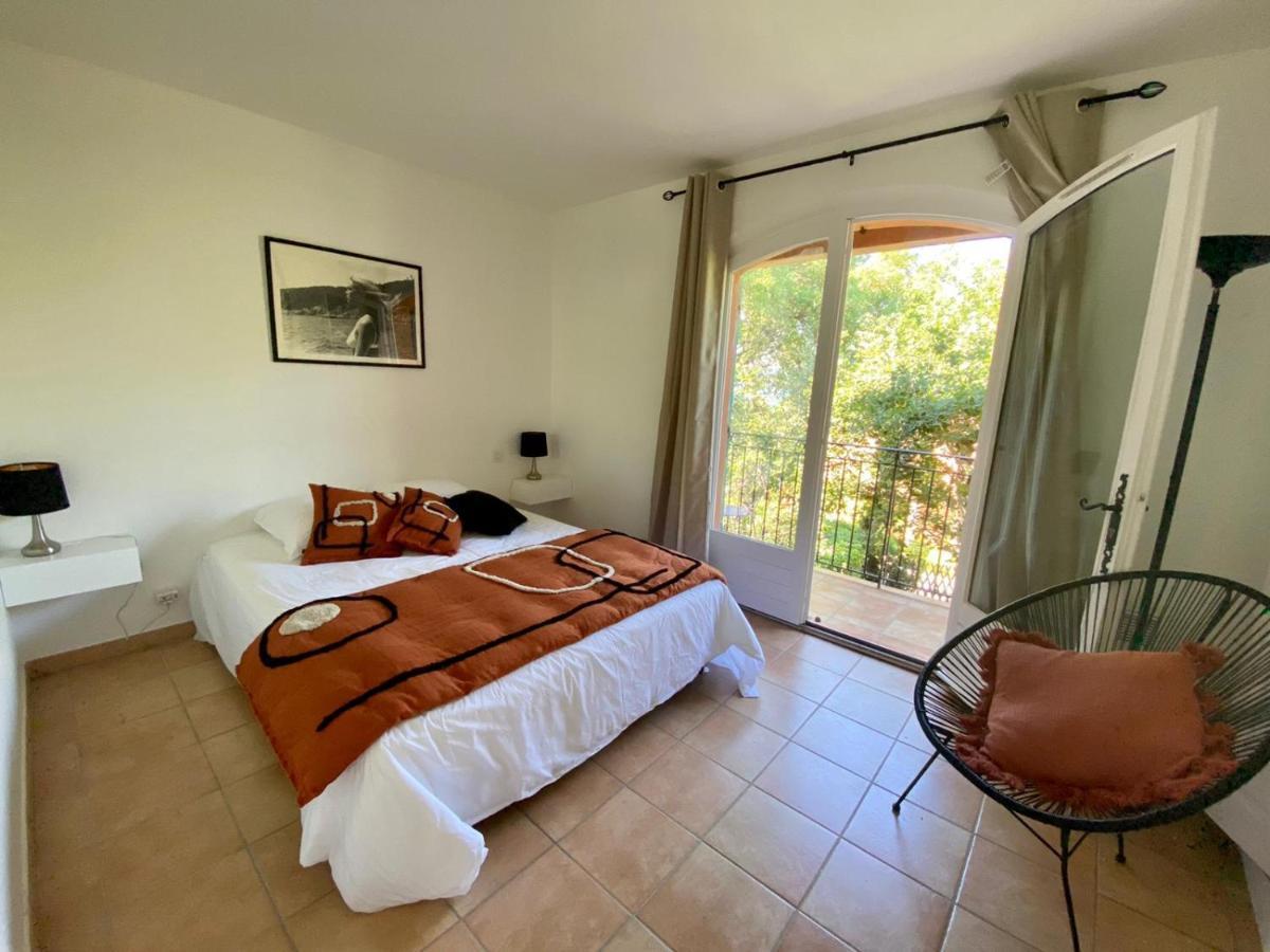 Villa Vue Mer Donnant Sur Le Golfe De St Tropez, 2 Chambres, 6 Pers, Piscine Commune Сен-Тропе Екстер'єр фото